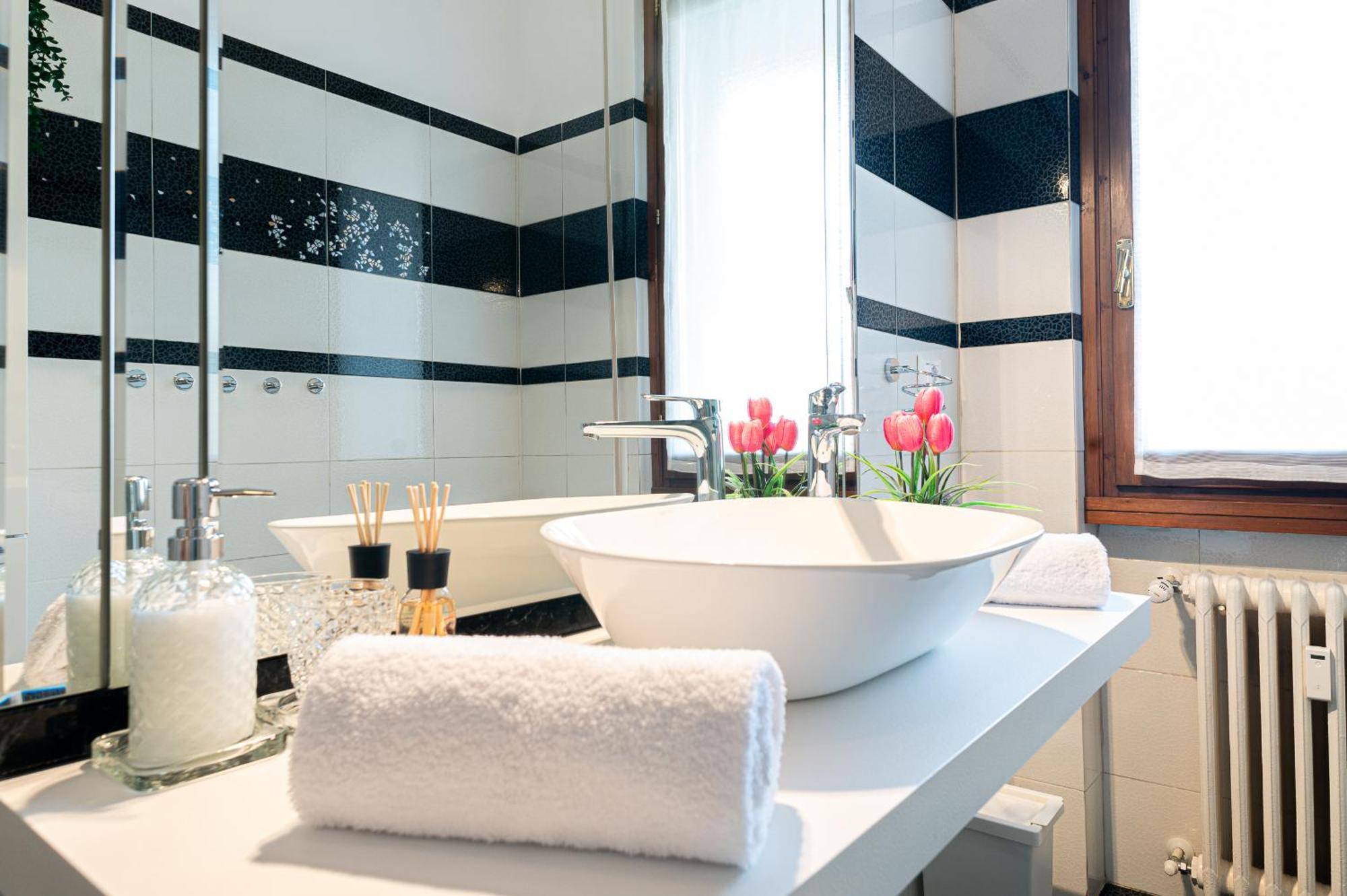 Godi Fiorenza Suite - Duomo A 15 Minuti E Aeroporto A 4 Minuti Con Tramvia T2 피렌체 외부 사진